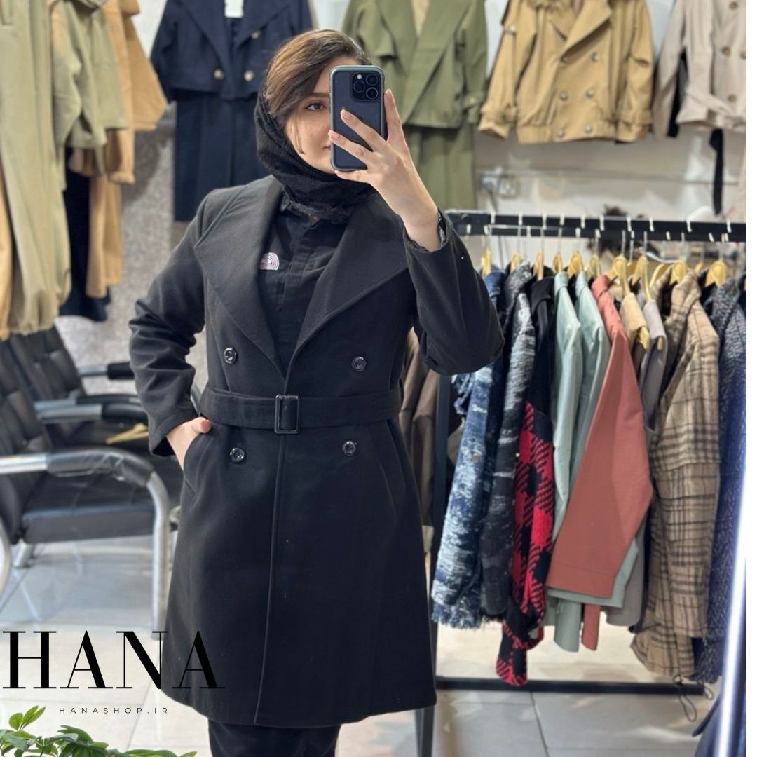 پالتو زنانه فوتر آمریکایی مدل نایرا کمربنددار مناسب زمستان مشکی